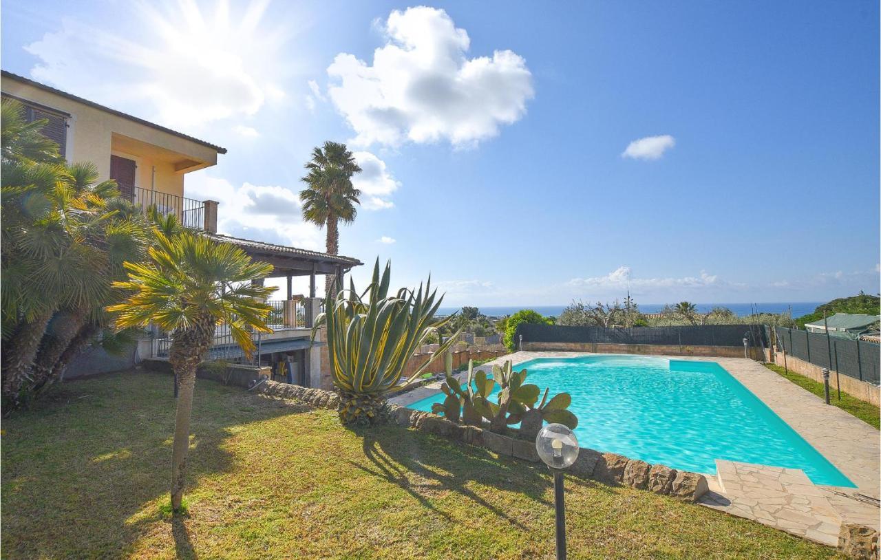 Сasa de vacaciones 4 Bedroom Pet Friendly In *